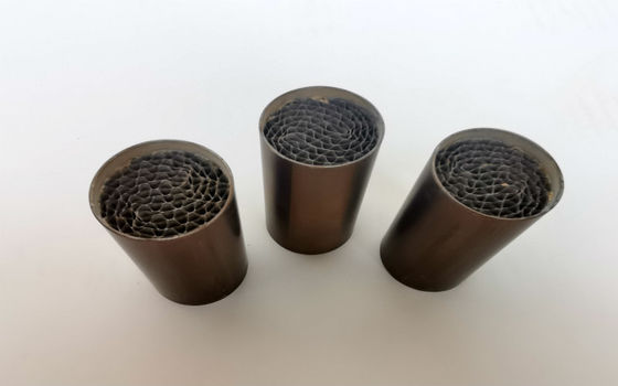 Ch4 ก๊าซธรรมชาติ Universal Catalyst Euro 4 5 6 400cell 300 Cell Catalytic Converter
