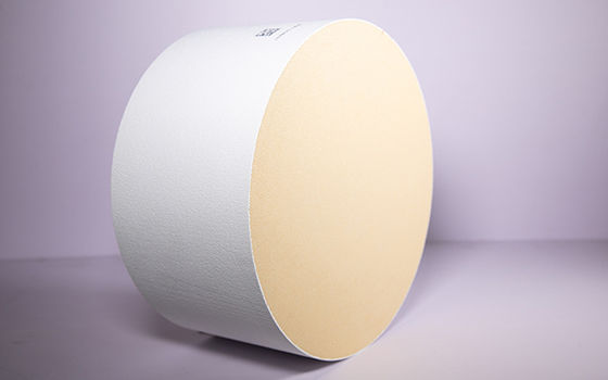 ตัวเร่งปฏิกิริยา SCR เส้นผ่านศูนย์กลางรูพรุนขนาดเล็กพร้อมความต้านทานแรงกระแทกจากความร้อนสูง